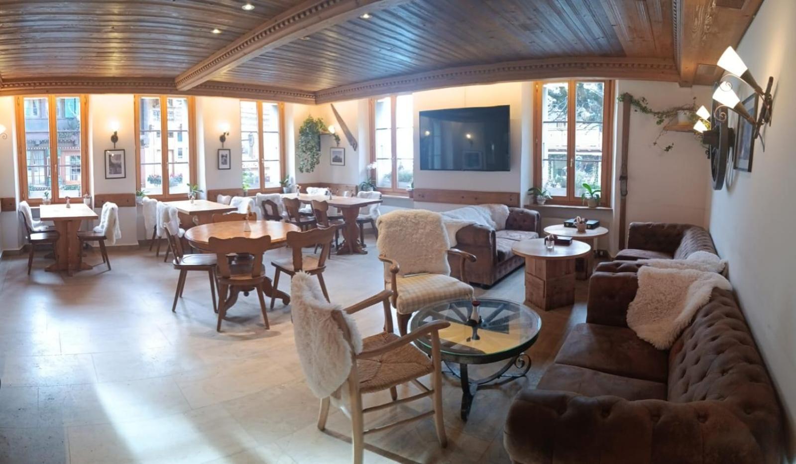 Hotel De Commune กืซตาด์ก ภายนอก รูปภาพ