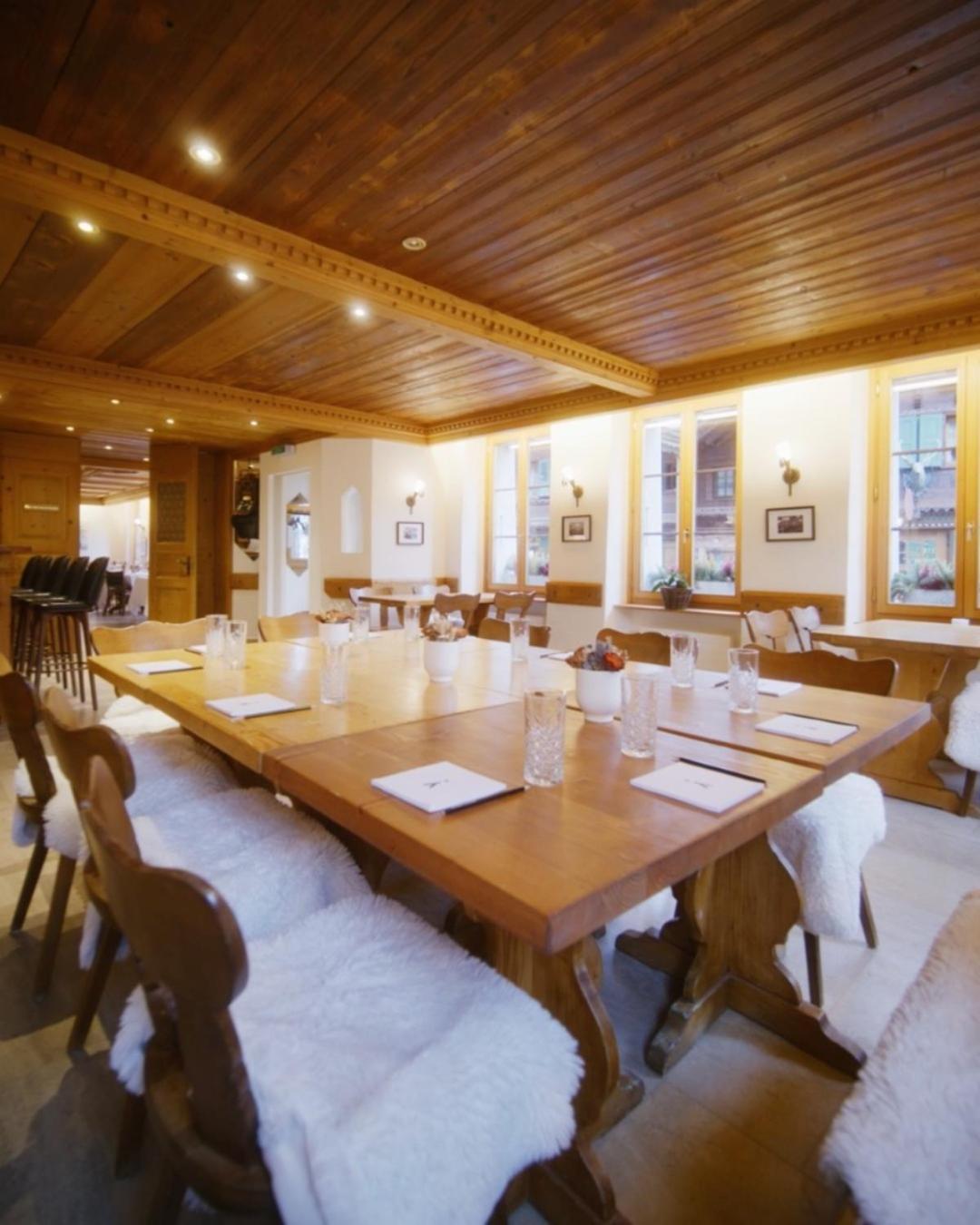 Hotel De Commune กืซตาด์ก ภายนอก รูปภาพ