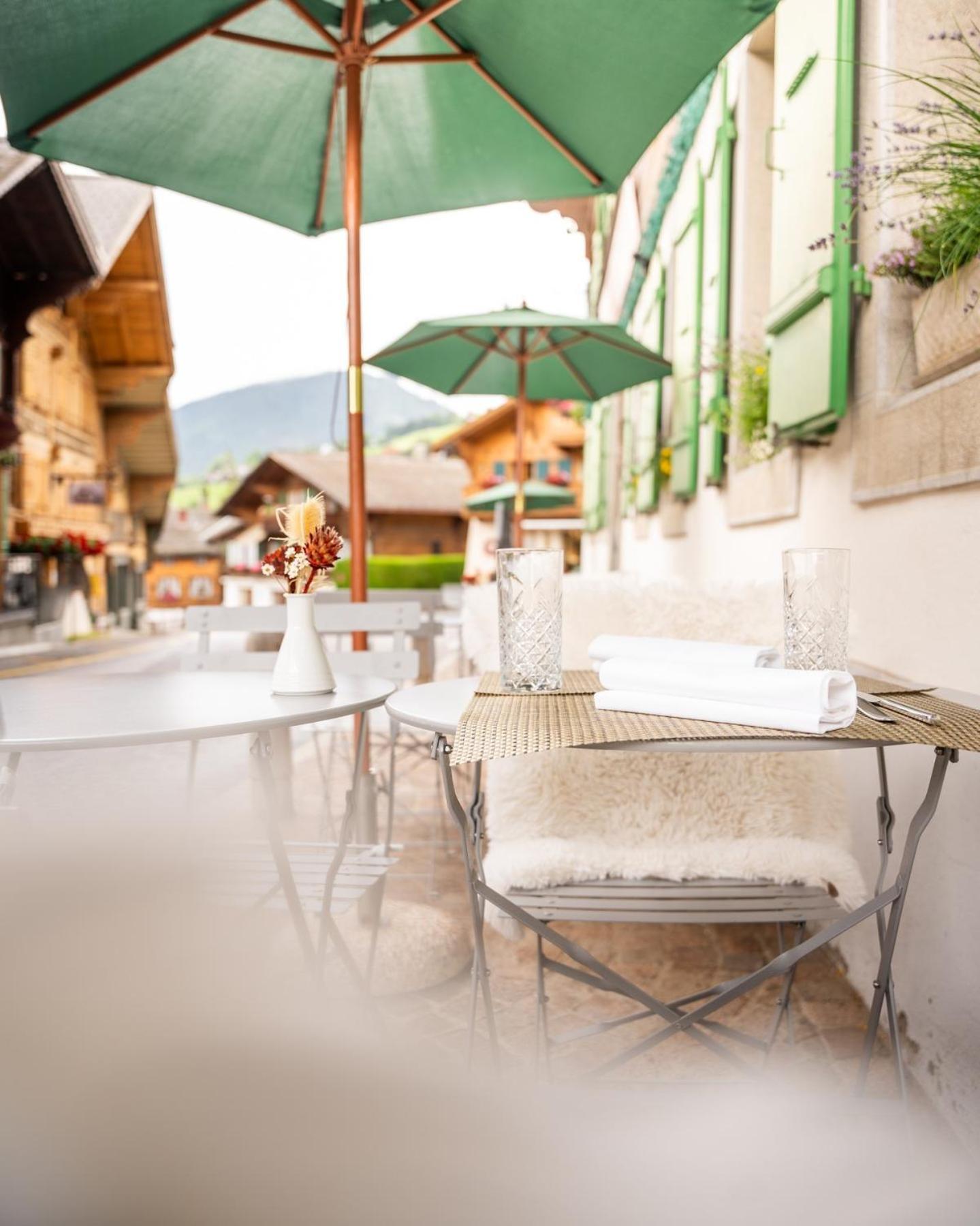Hotel De Commune กืซตาด์ก ภายนอก รูปภาพ